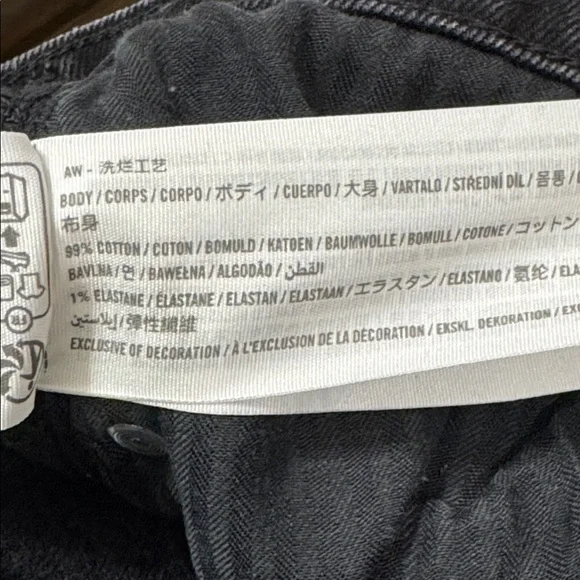 Abercrombie & Fitch The '90s Relaxed Jean High Rise Front Slits Black Jeans 26S - Picture 12 of 12